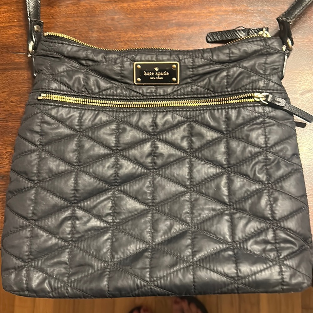 Kate Spade. Crossbody
